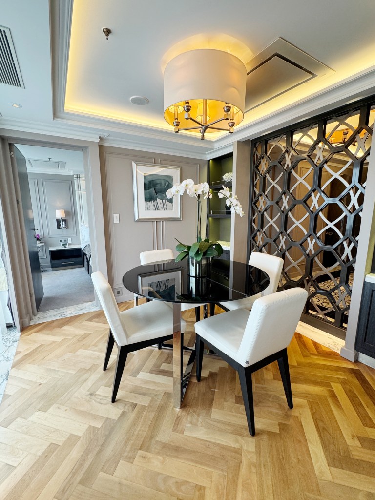the dining room area in the Crystal Penthouse.